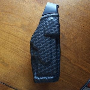 Safariland X26 taser holster